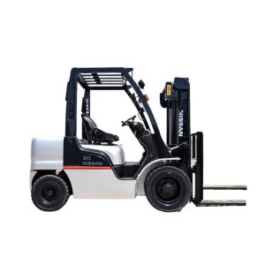 Xe nâng dầu 3 tấn Nissan