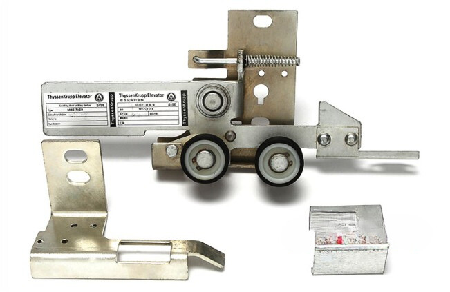 Khóa cửa thang máy S8 K8 F9 M2Z (T) S8